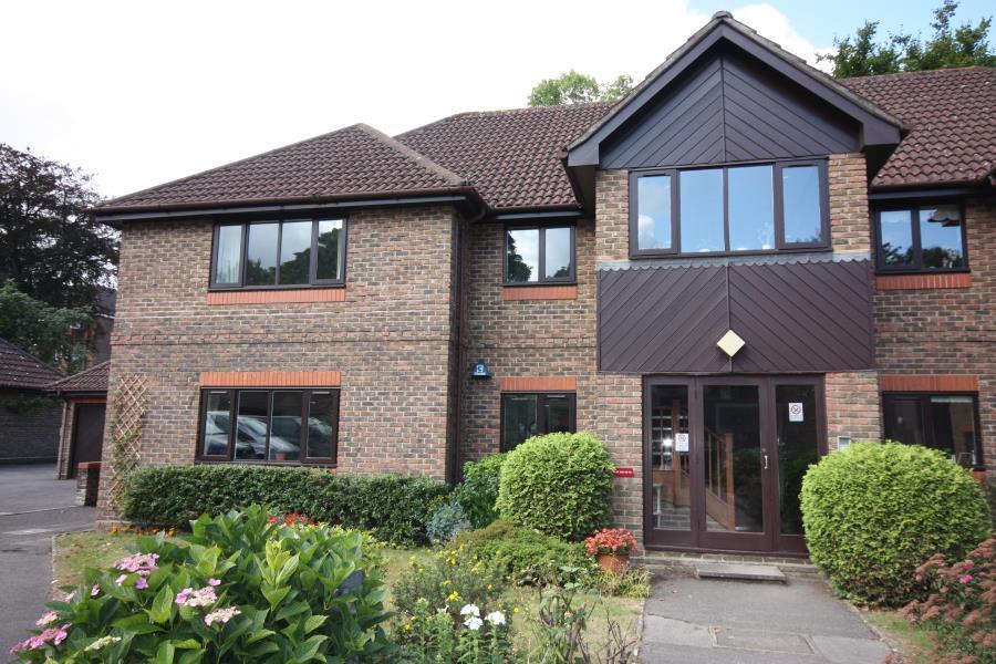 2 bedroom Apartment for rent in Guildford