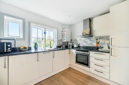 1361775-18-68dfc2...