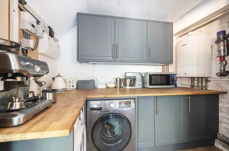 1317963-9-68679ac...