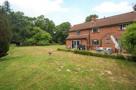 1324535-4-68754b7...