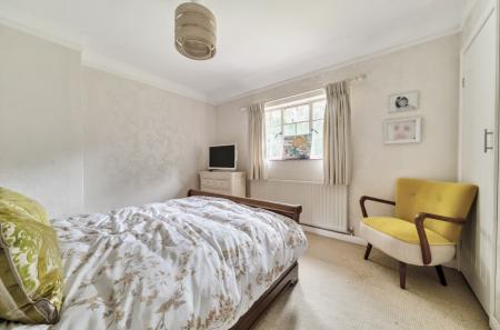 1324535-7-68754bc...