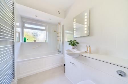 1344173-14-68b5df...