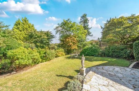 1344173-29-68b5e0...