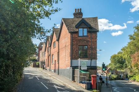 1360043-1-68d52cd...