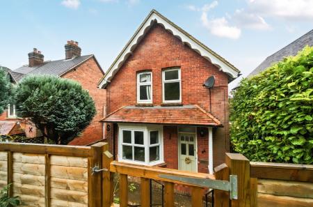 1362305-1-68df922...