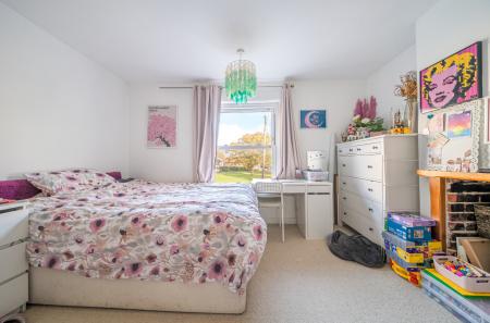 1370922-22-6900e5...