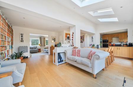 1383909-20-69206a...