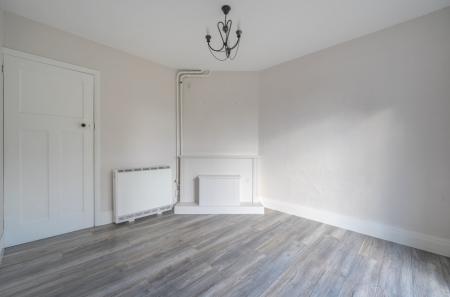 1388284-9-6939467...