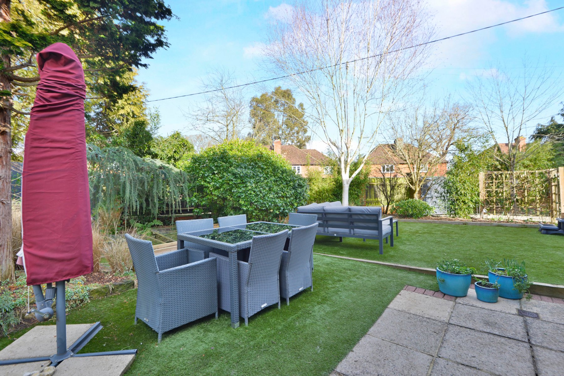 4 bedroom Detached House for sale in Elstead