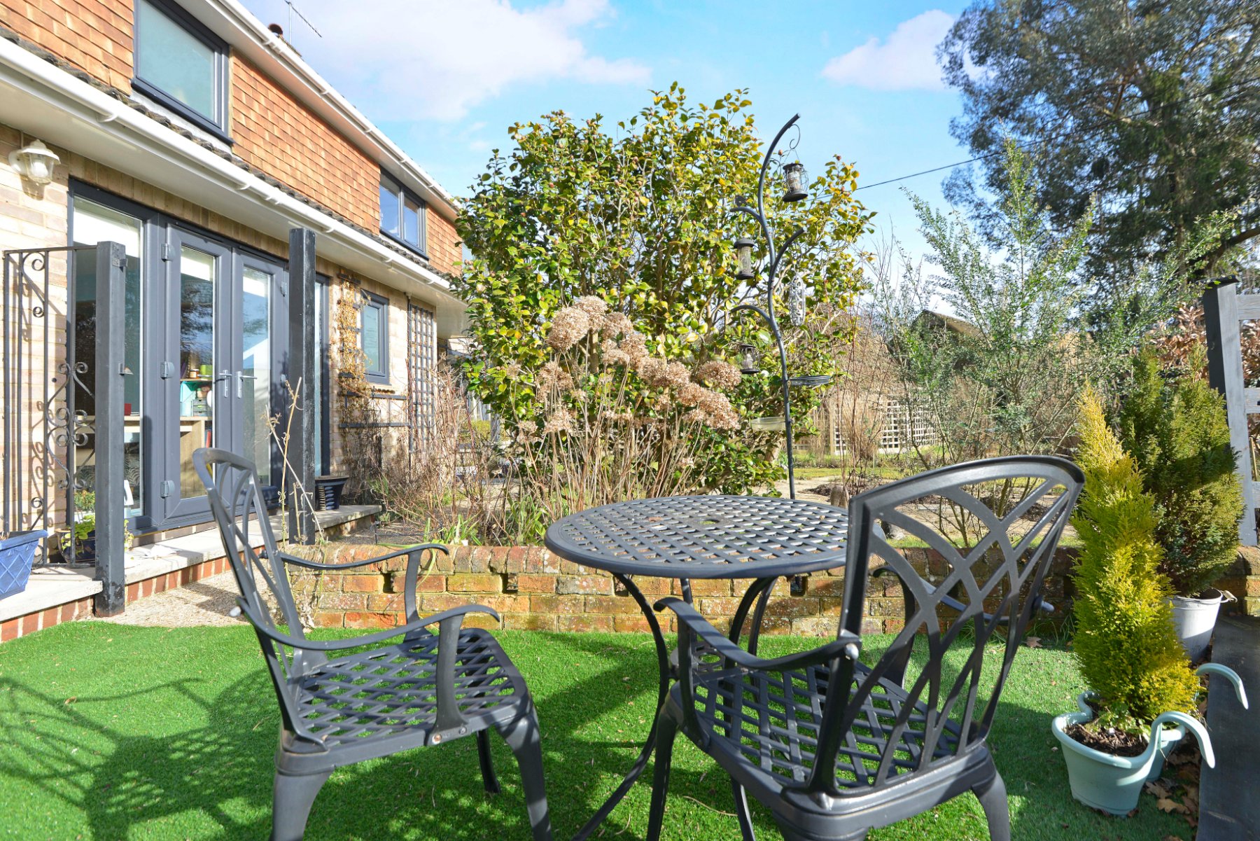 4 bedroom Detached House for sale in Elstead