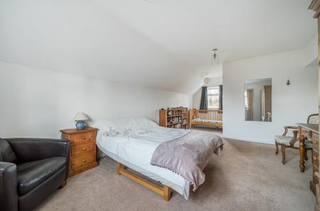 1385086-3-6931b3c...