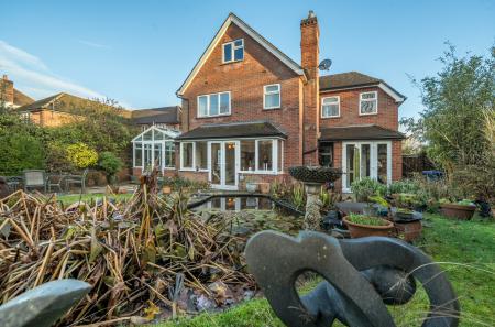 1385086-63-6931b8...