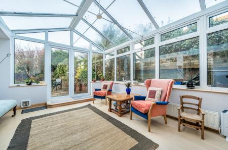 1385086-47-6931b7...