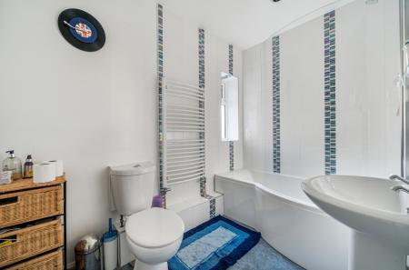 1385086-7-6931b54...