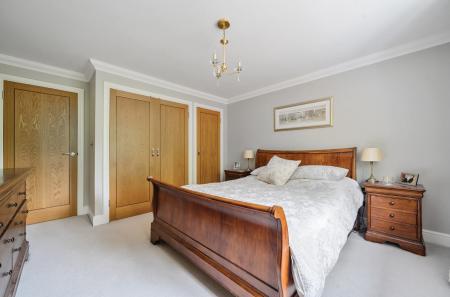 1375662-45-6911ee...