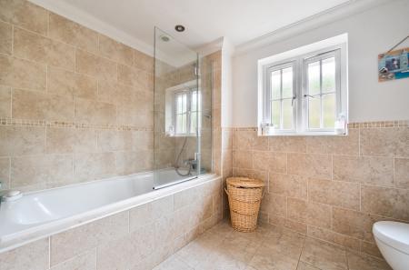 1375662-52-6911ee...