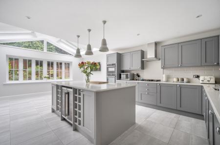 1375662-85-6911f2...