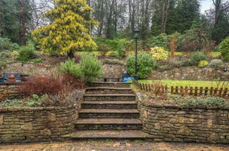 1401142-35-697210...