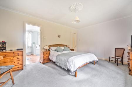 1401142-31-69720b...