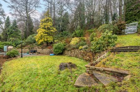 1401142-39-697212...