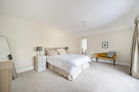 1364053-25-68ed33...