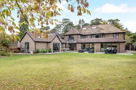 1364053-5-68ed2fa...