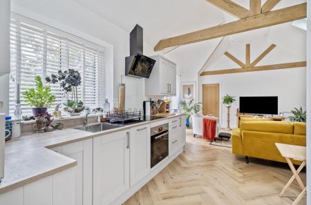 1364053-8-68ed300...