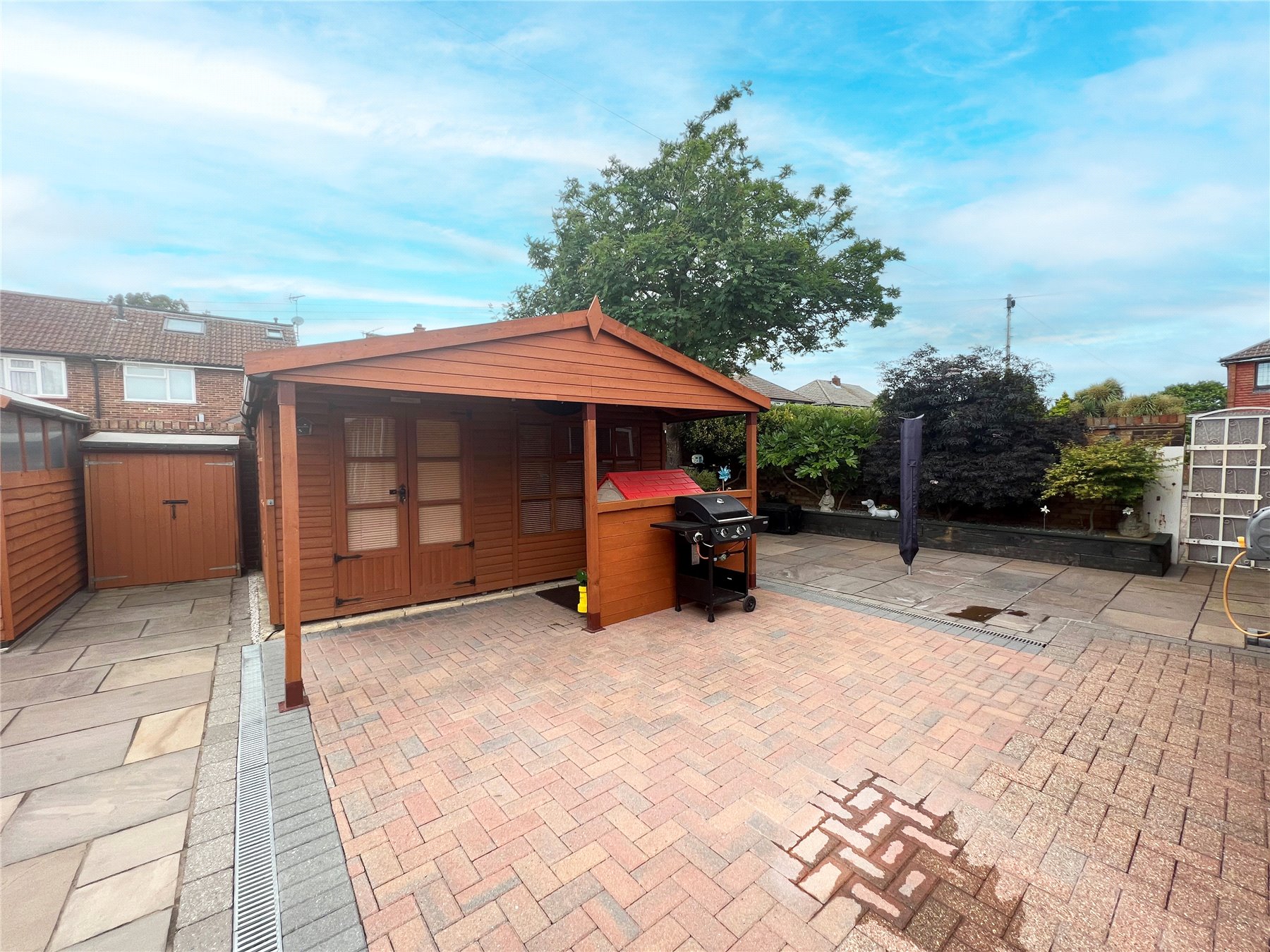 3 bedroom SemiDetached House for sale in Bedfont