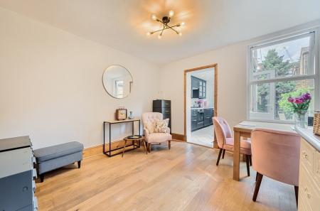 1302394-6-6838c5f...