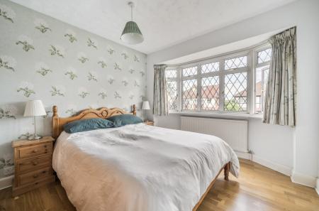 1297242-4-6839c0f...