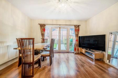 Sitting/Dining Room