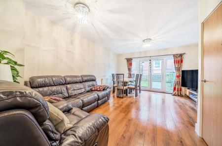 Sitting/Dining Room