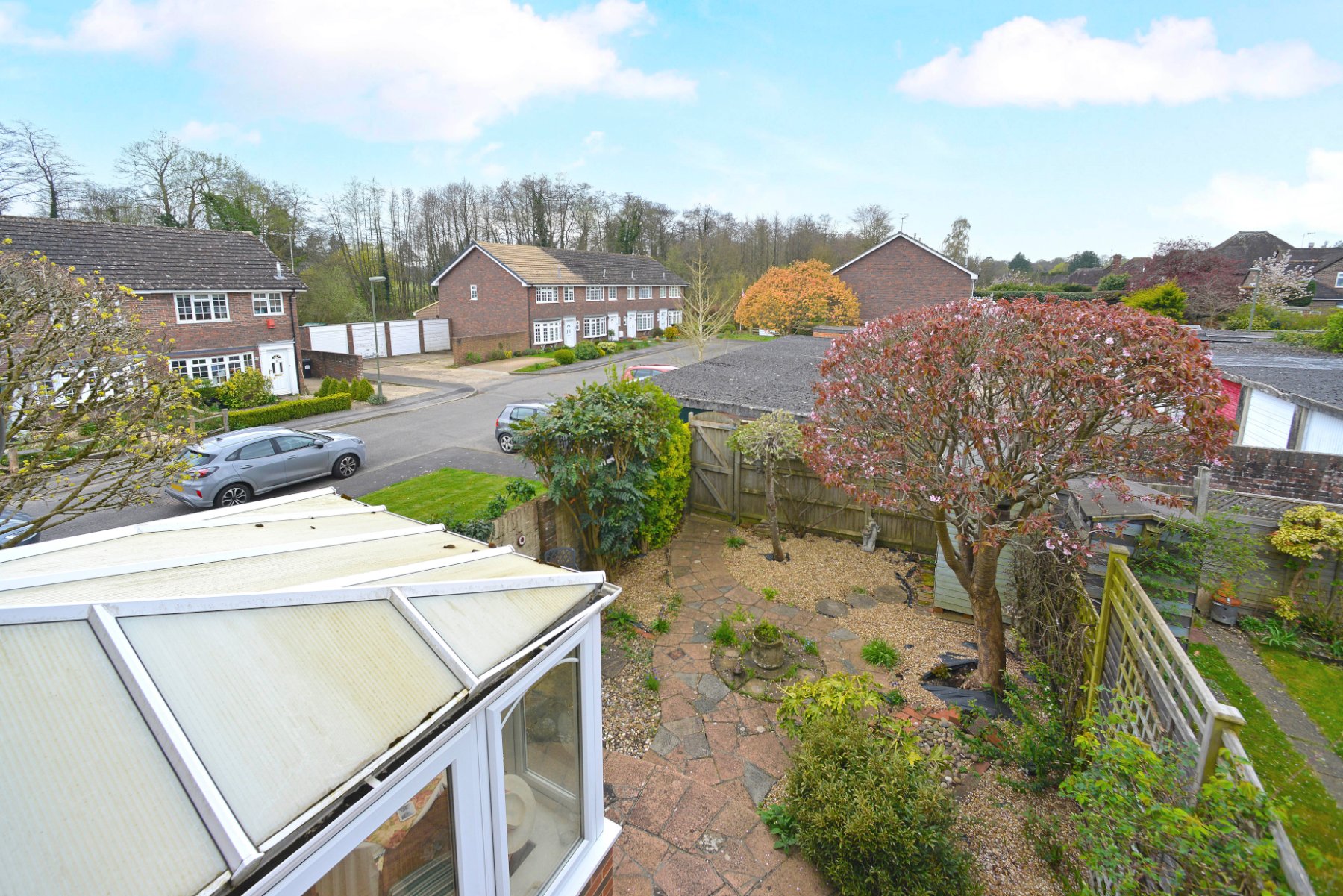 3 bedroom End of Terrace House for sale in Godalming