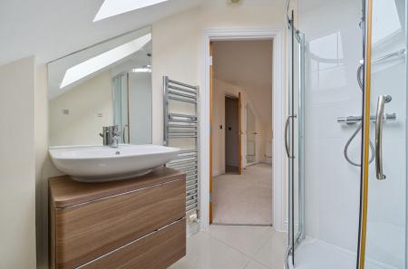 1332903-36-68dd0f...