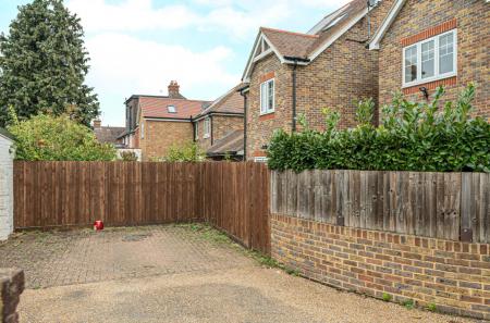 1332903-1-68dd0c0...