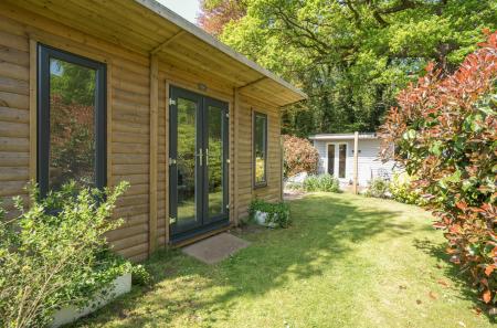 7-6814ad547bdce-1...