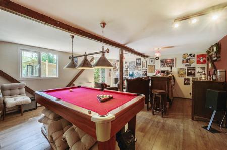 10-6814ad6737eea-...