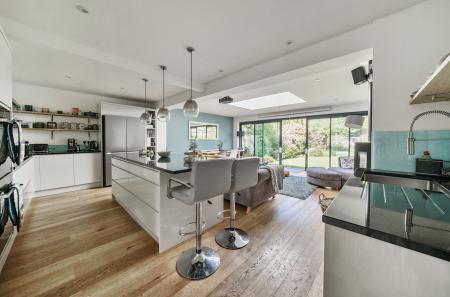 26-6814afe314dfe-...