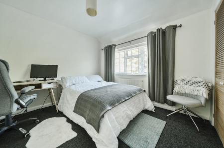 12-6814ad8ce7d79-...