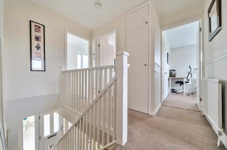 1313556-28-685c3d...