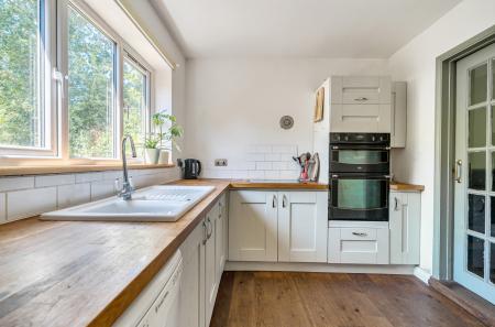 1301252-14-6862ad...