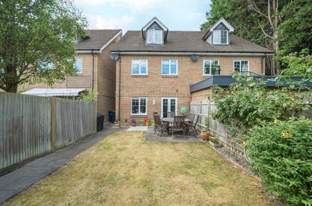 1315599-22-6866c0...