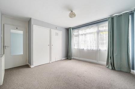 1330898-17-68908c...