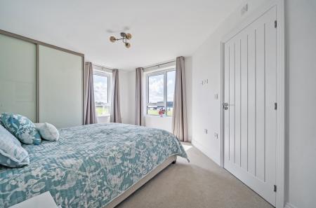 1348196-13-68bef2...