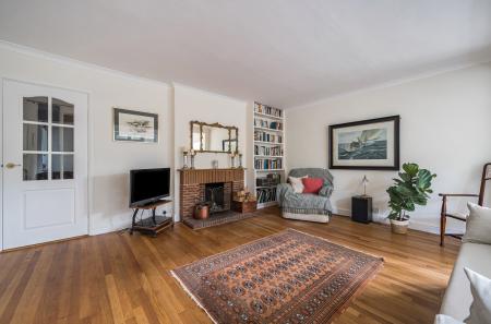 1349625-15-68c15a...