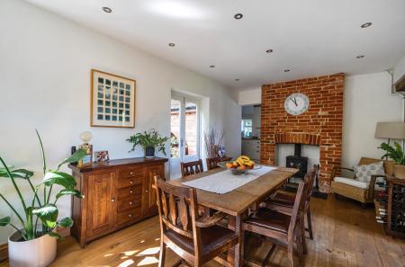 1355500-10-68d12f...