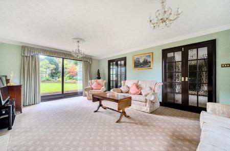 1364716-20-68f230...