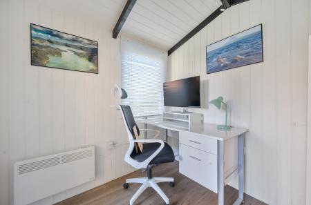 1345680-9-68da6c2...