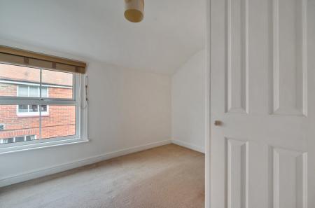 1365466-47-6900e9...