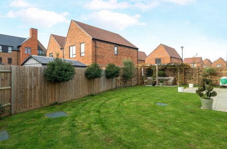 1361236-4-68ff7fa...